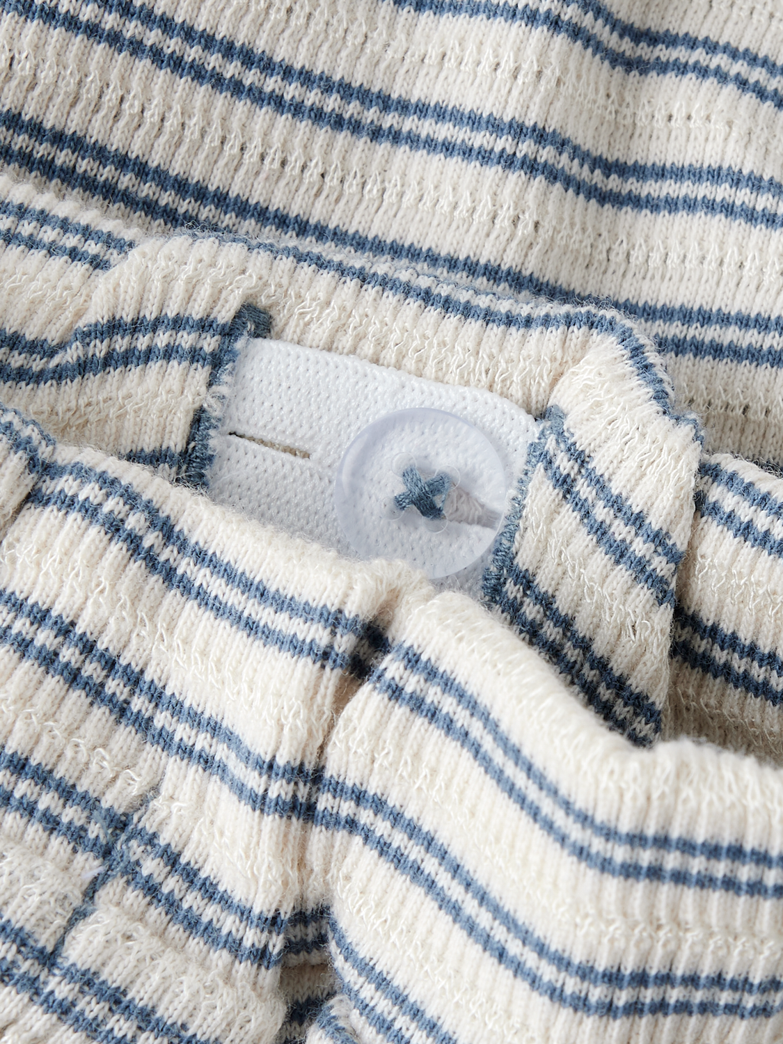 model_shot-front_full